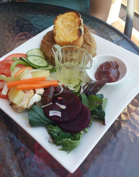 Timeless Treasures And Tearoom - Australia Shopping 0