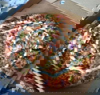 Trono Pizza - Local Tourism