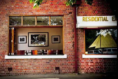 Elephant And Castle Hotel - Accommodation Australia 2