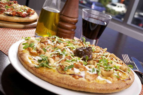Pizza Capers - Noosa Heads - Local Tourism 0