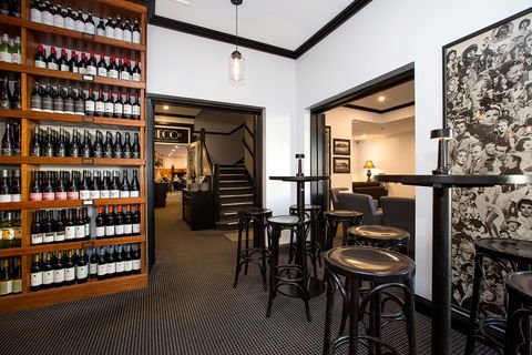 Deco Wine Bar And Restaurant - Australia Shopping 1
