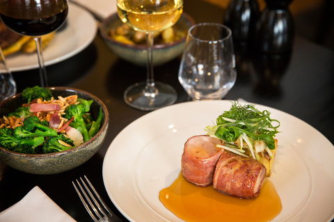 Deco Wine Bar And Restaurant - Australia Shopping 2