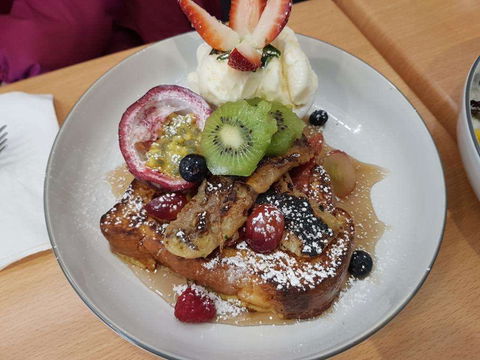Houlihans - Accommodation Australia 0