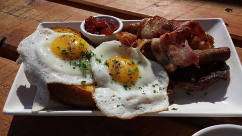 Magic Lands Cafe And Bar - Accommodation Australia 0