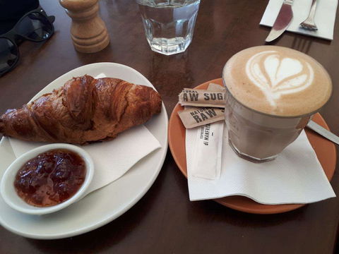 Rococo Bistro Noosa - Australia Shopping 0