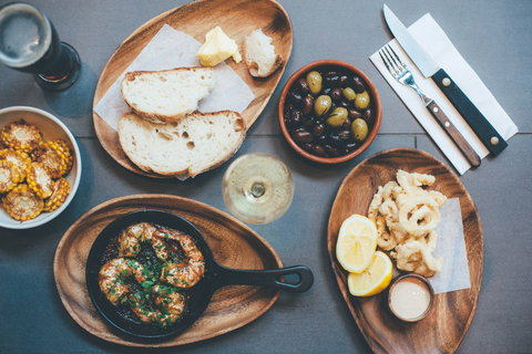 Hunter And Barrel - Accommodation Australia 0