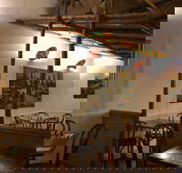 Bamboo Hut Bistro - Australia Shopping