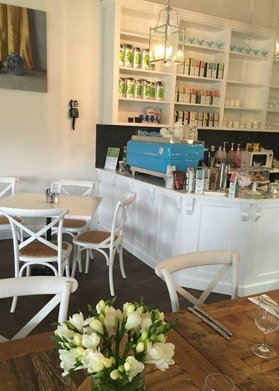 Luscious Organic Cafe & Shop - Accommodation Australia 9