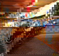 Hamers Hotel Bar and Grill - Local Tourism