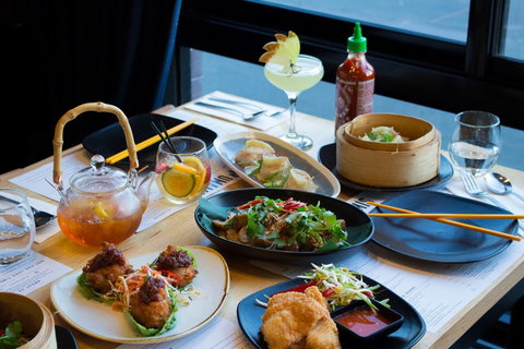 Three Monkeys - Accommodation Australia 0