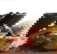 Two Friends - Australia Shopping