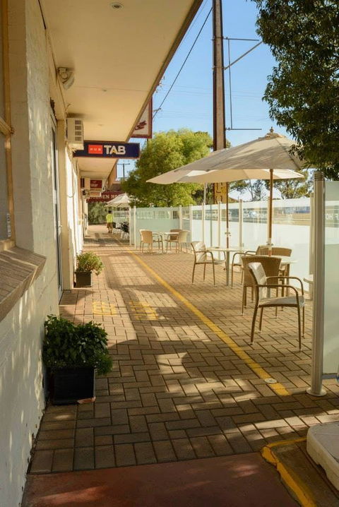 V Hotel - Accommodation Australia 0