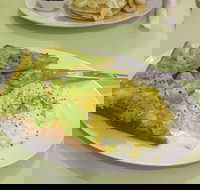 Biscuit Cafe - Springwood - Accommodation Australia