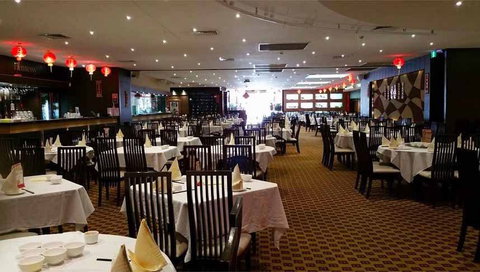 Iron Chef Chinese Seafood Restaurant - Bed n Breakfasts 0