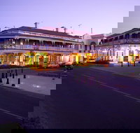 Jens Town Hall Hotel - Accommodation Australia