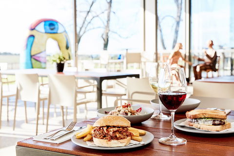 Wine Terrace And Cellar Door At Pt Leo Estate - Accommodation Australia 1