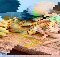 Morris Jones - Accommodation Australia