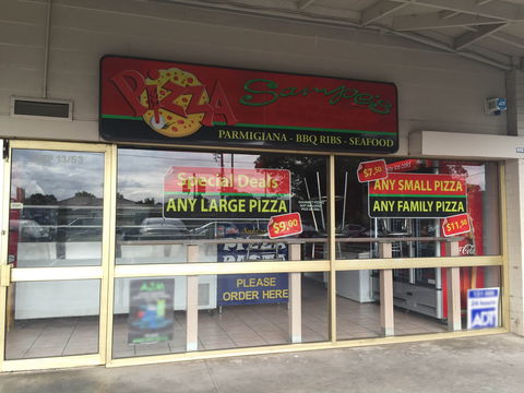 Sampe's Pizza - Accommodation Australia 0