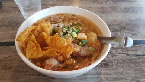 Lan Sen - Accommodation Australia 0