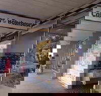 Castello's Foresters Arms Hotel - Local Tourism