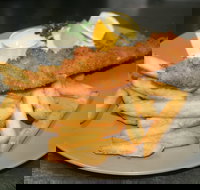 Cruisers Hub Cafe - Bed n Breakfasts