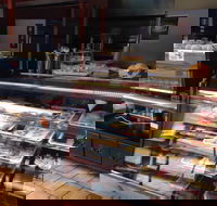 Lucy Locket's 261 - Local Tourism