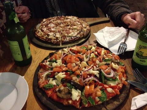 Morpeth Woodfire Pizza And Indian Delicacies - Bed n Breakfasts 1
