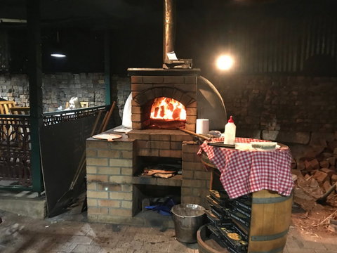 Morpeth Woodfire Pizza And Indian Delicacies - Bed n Breakfasts 2