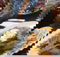 Tin Roof Cafe - Local Tourism