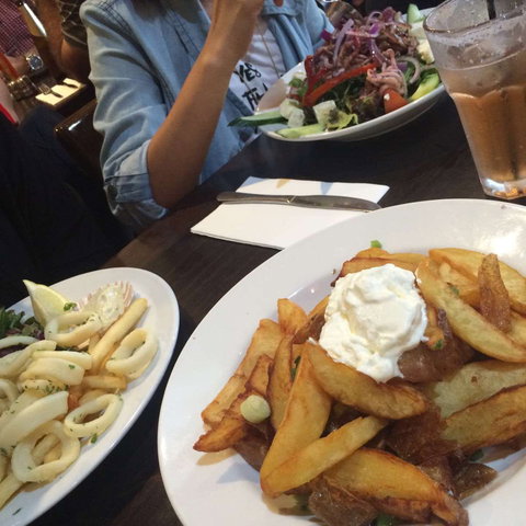 Tin Roof Cafe - Local Tourism 0