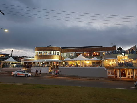 The Beach Hotel, Merewether - Local Tourism 0