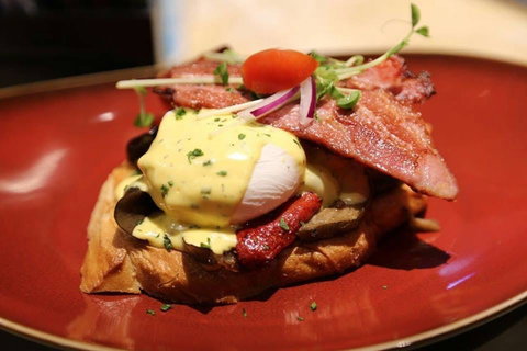 Café LéLunar - Liverpool - Local Tourism 0