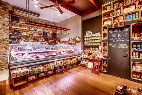 CoccoRocco Deli - Local Tourism 0