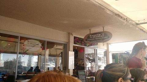 Sunny's @ Moffat - Local Tourism 0