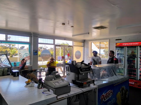 Ardrossan Seafood And Schnitzels - Accommodation Australia 2