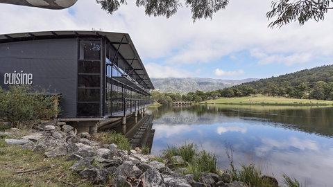 Cuisine Restaurant And Bar - Australia Shopping 1