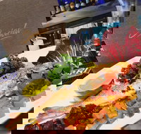 Social Dining - Bed n Breakfasts