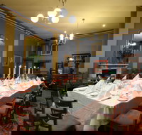 The American Creswick - Accommodation Australia