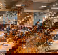 Tracks on Point Cafe - Local Tourism