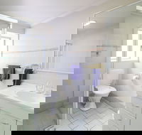 Caf Harmony Espresso Bar - Local Tourism