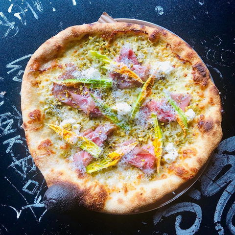 Mary's Pizzeria At The Landsdowne - Accommodation Australia 0