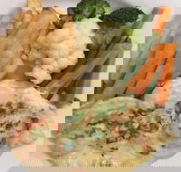 Henry's on Rouse - Accommodation Australia