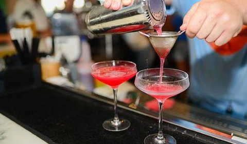 Scarborough Beach Bar - Local Tourism 5