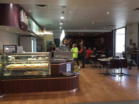 Bb's Cafe - Mount Barker - Accommodation Australia 0