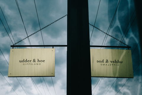 Udder & Hoe - Accommodation Australia 0