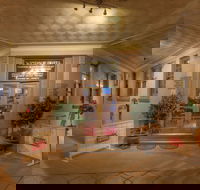 Miles Windsor Hotel - Australia Shopping