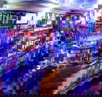 The Clarendon Hotel Bar - Accommodation Australia