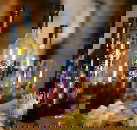 Lillypilly Estate Winery - Local Tourism