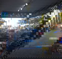 Lou's Cafe Restaurant - Accommodation Australia