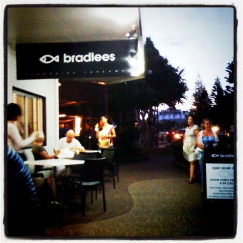 Bradlees On The Beach - Australia Shopping 0